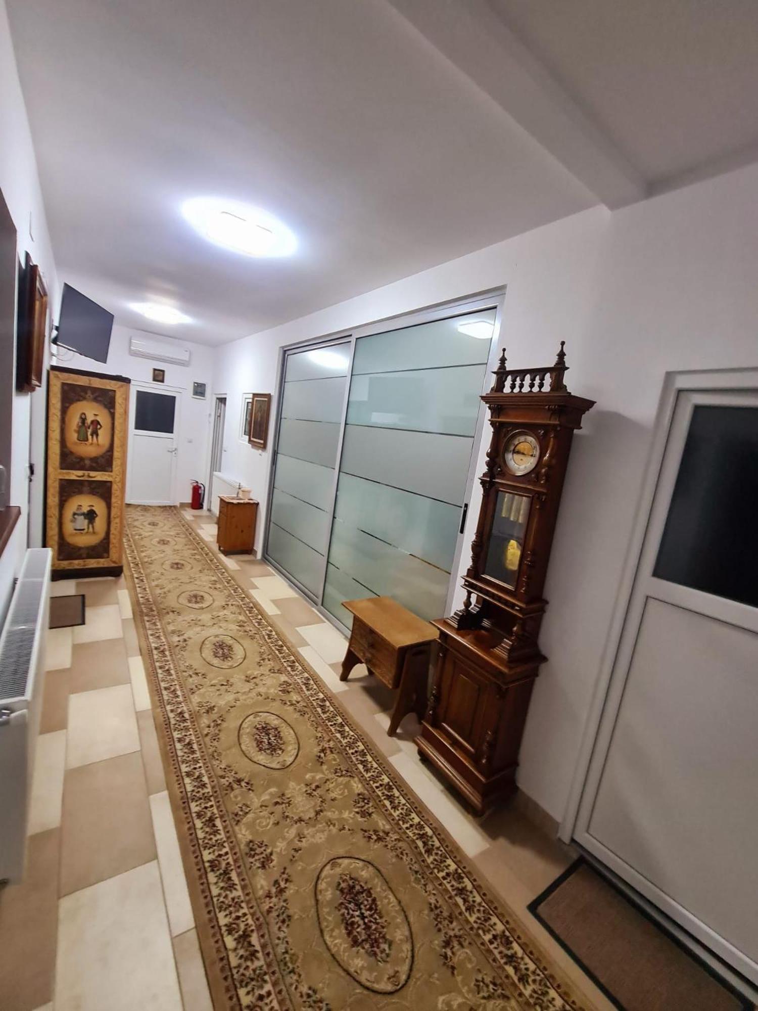 Hotel Armenopolis - Adults Only Gherla Exterior foto