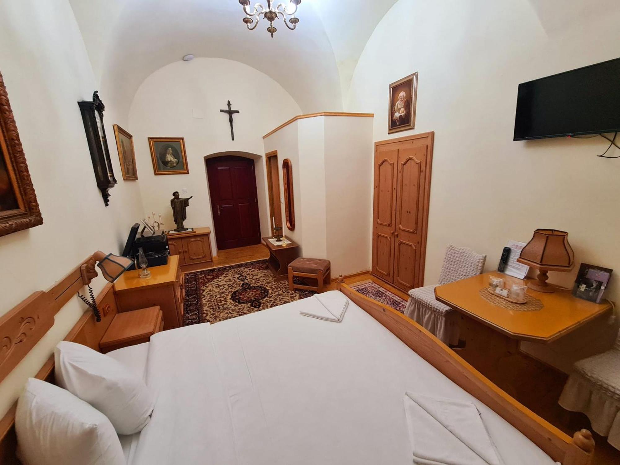 Hotel Armenopolis - Adults Only Gherla Exterior foto